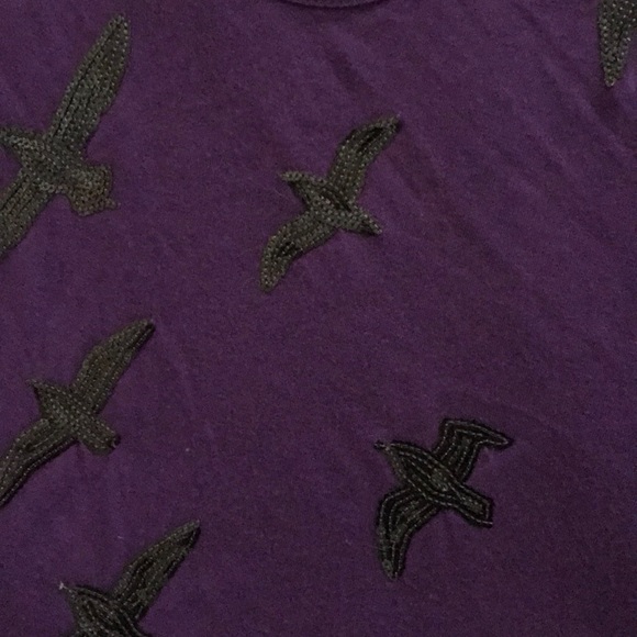 TORY BURCH SEQUINED BIRD VNECK SHIRT PURPLE 🦅 - Picture 2 of 8
